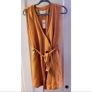 NWT Maeve Anthropology Mustard Romper - 12